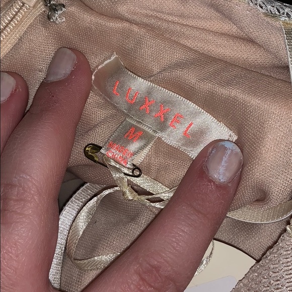 Champagne halter neck open back cocktail dress - Picture 3 of 5